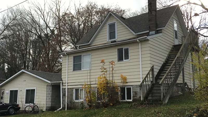 4 bed, $870 — Photo 2