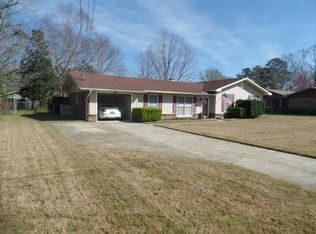 203 Winslow Ct, Dothan, AL 36301