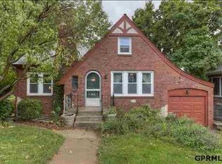 6013 Pierce St, Omaha, NE 68106