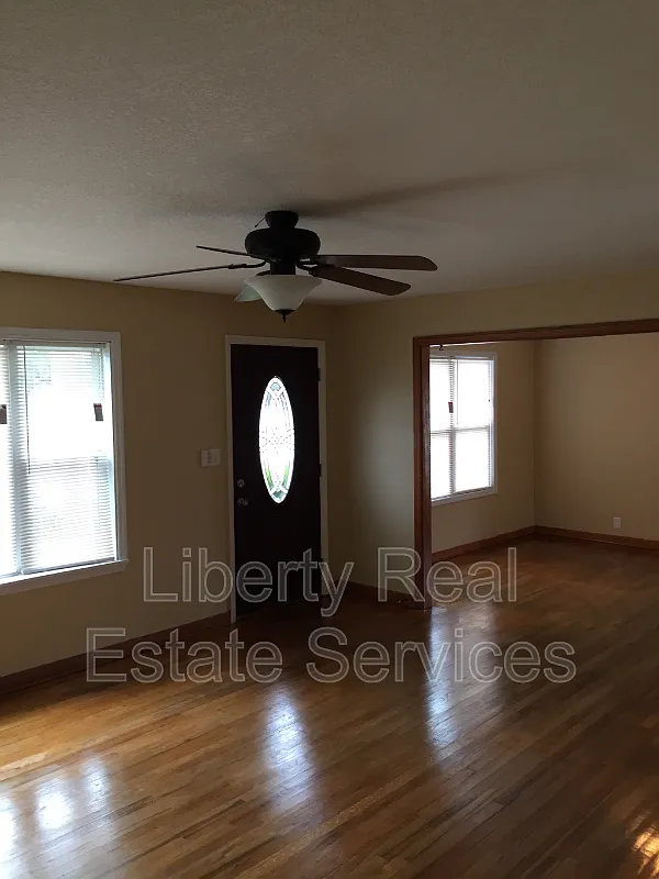 3 bed, 2.0 bath, 1626 sqft, $1,500 — Photo 4