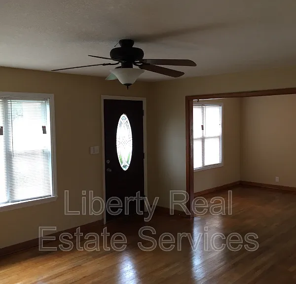 363 S McDonald St — Photo 4