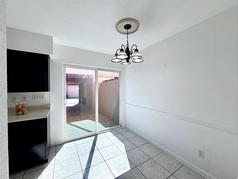 9901 Sharpcrest St #M6 — Photo 13