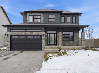 1212 Avignon St, Russell, ON K0A 1W0