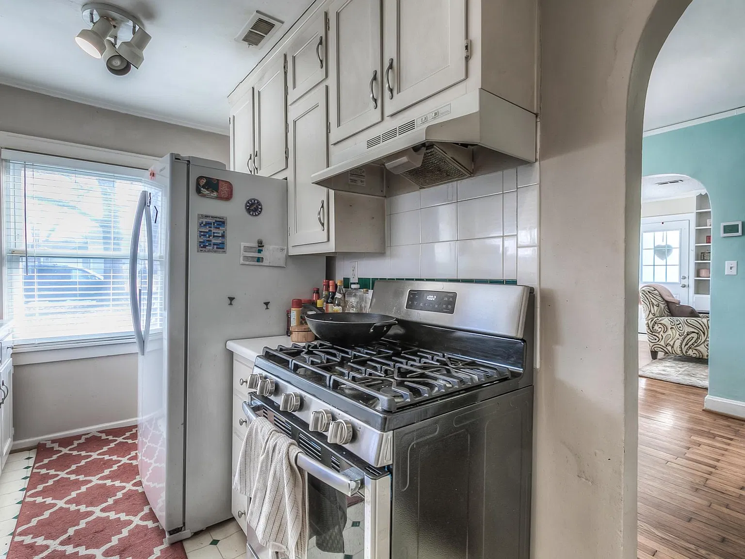 6032 Buena Vista St — Photo 4