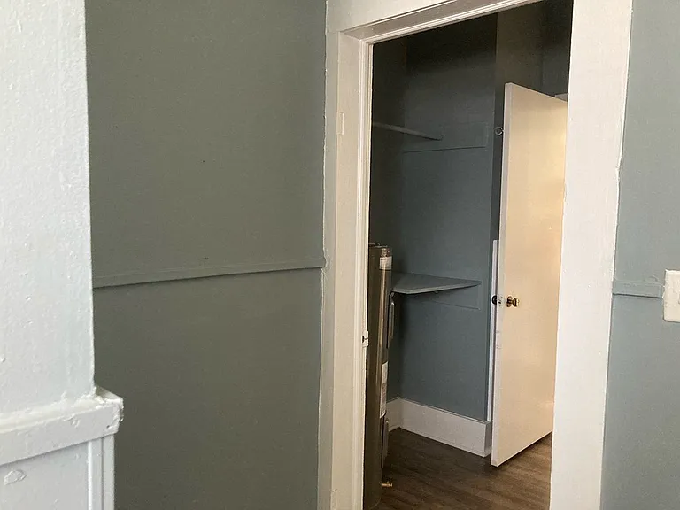307A Montgomery St — Photo 8