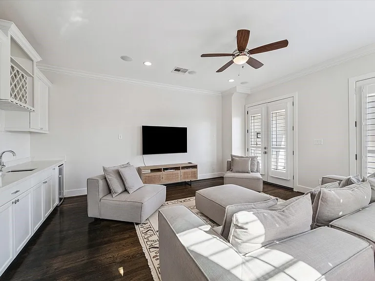 6114 Maxie St #B — Photo 26