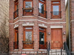 1831 W School St, Chicago, IL 60657