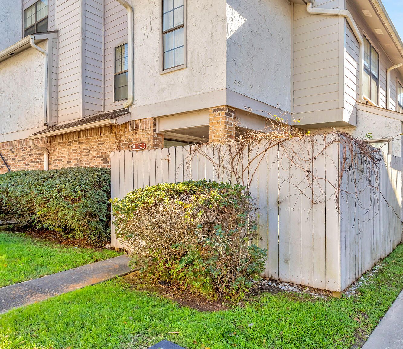 1304 E Bayou Pkwy APT 5C, Lafayette, LA 70508 Zillow