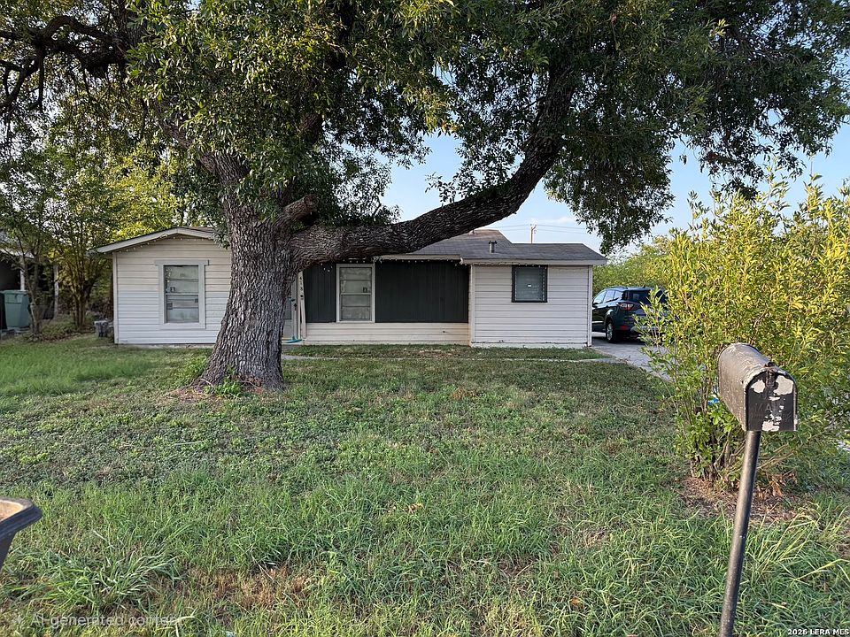 1st image of 418 Rasa Dr