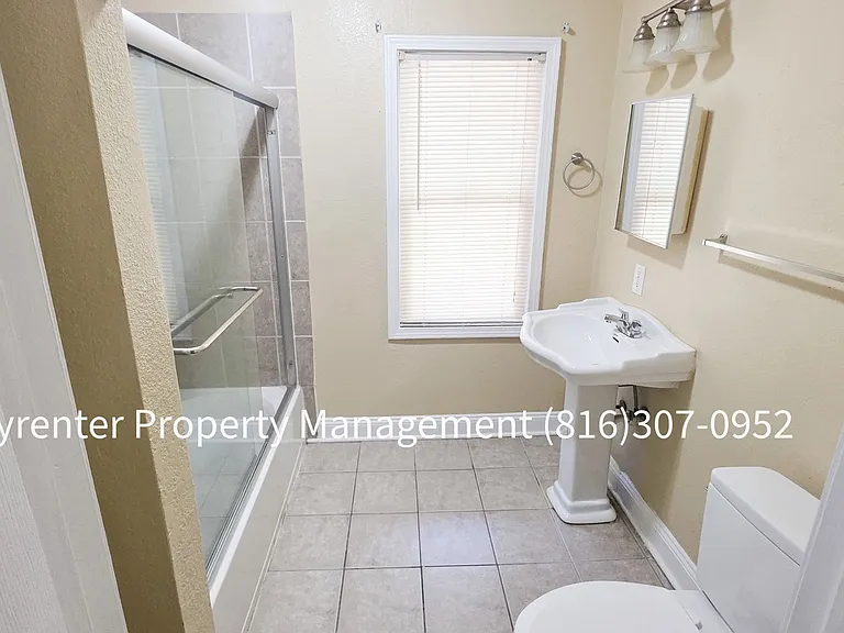 3419 College Ave — Photo 17