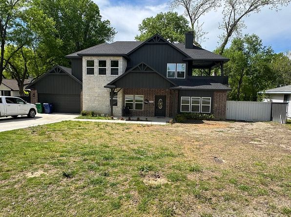 101 1/2 Shoreway Cir