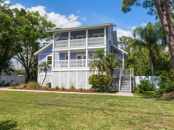 236 Shore Dr, Palm Harbor, FL 34683