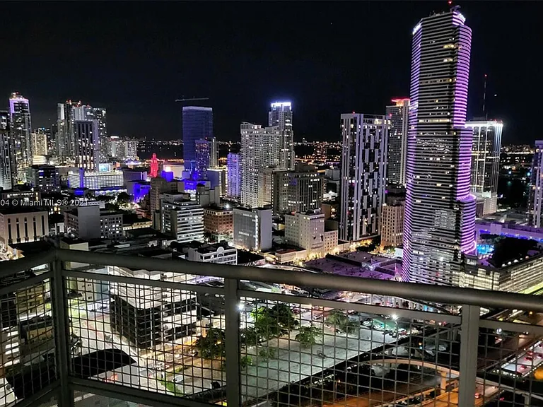 350 S Miami Ave #3711 — Photo 3