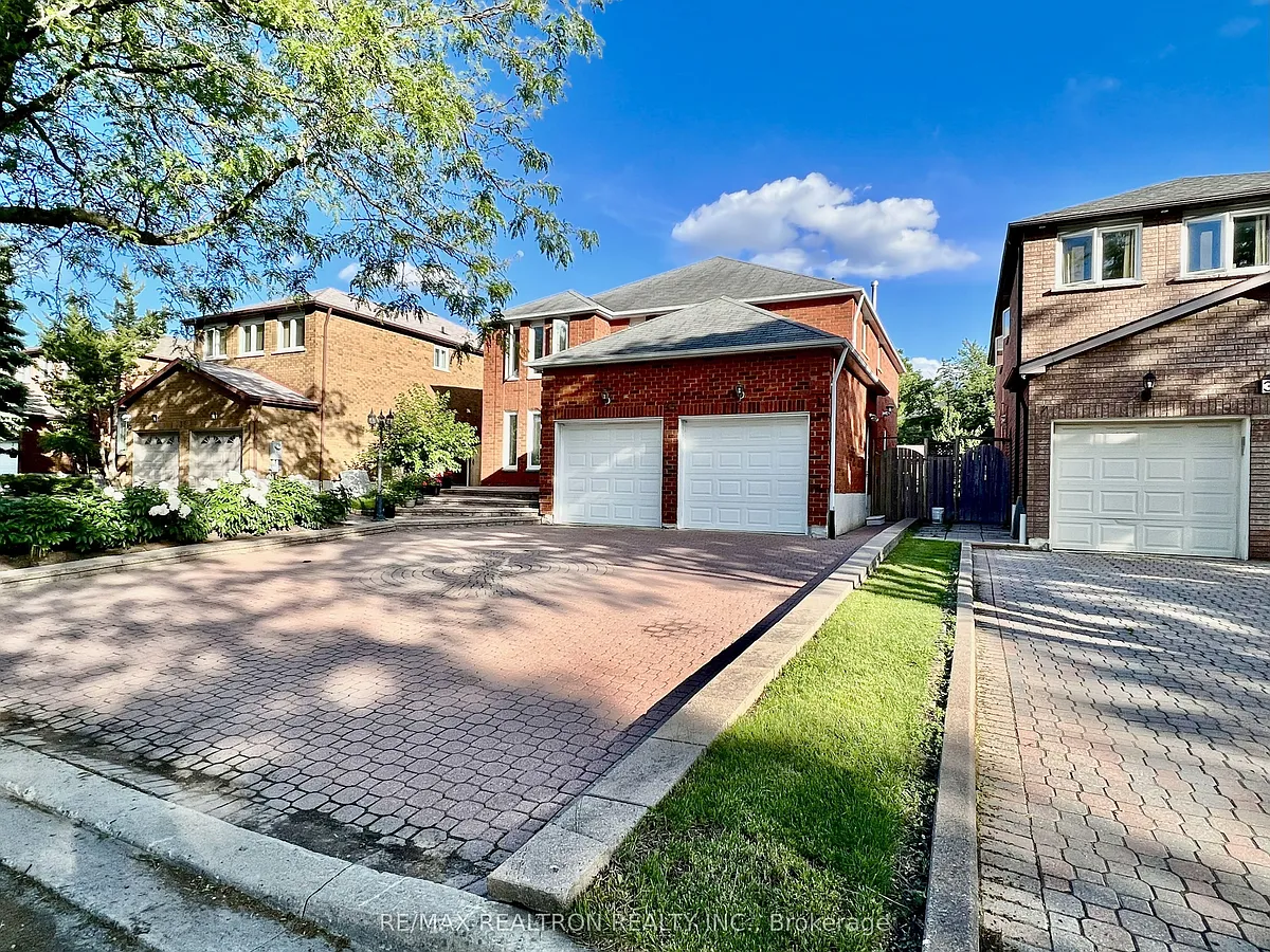 Building Photo - 35 Soho Cres #BASEMENT