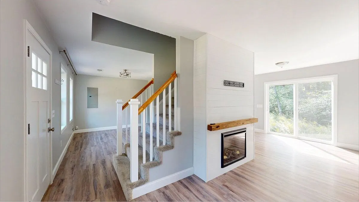 3 bed, 1.5 bath, 1236 sqft, $3,100 — Photo 4