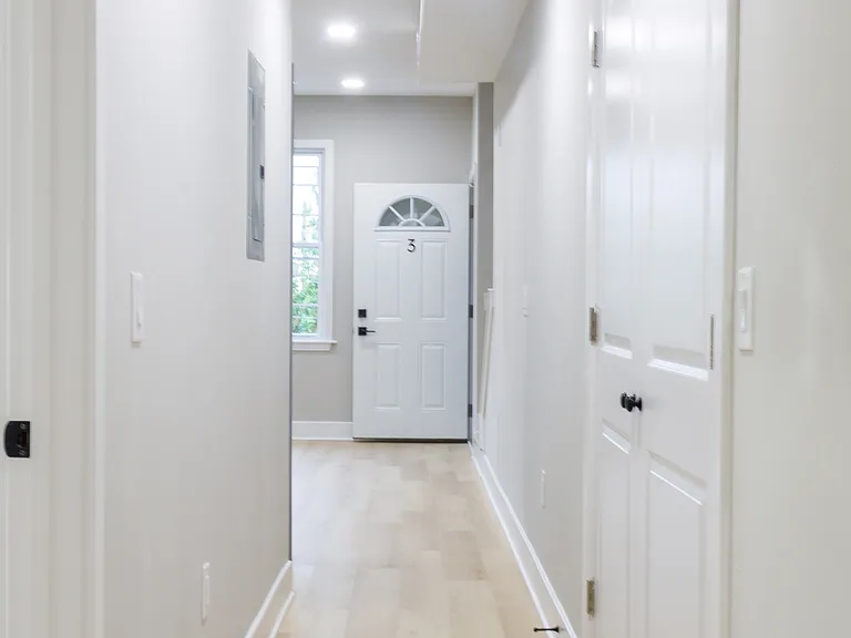 1201 Lindley Ave #4 — Photo 15