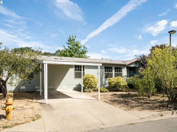 2350 N Terry St Space 143, Eugene, OR 97402