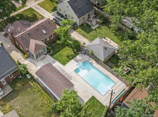 418 N Blair Ave, Royal Oak, MI