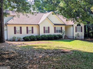 224 Old Pond Rd, Lagrange, GA 30241