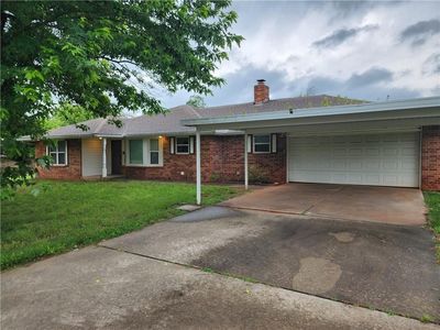 613 Country Dr, Tuttle, OK, 73089