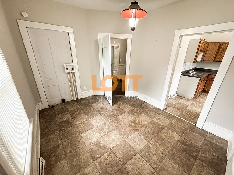108 Mulberry St — Photo 11