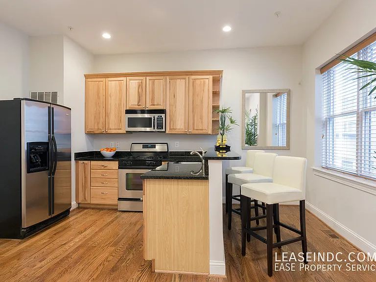 1417 Chapin St NW #505 — Photo 3