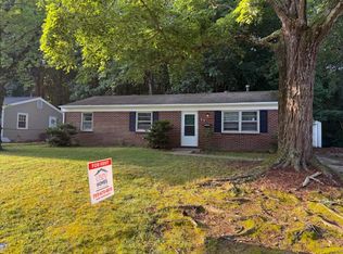 17 Colony Rd, Newport News, VA 23602