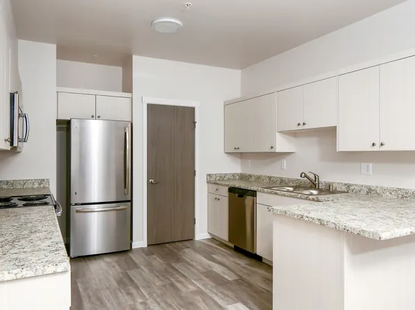 East Ridge Apartments