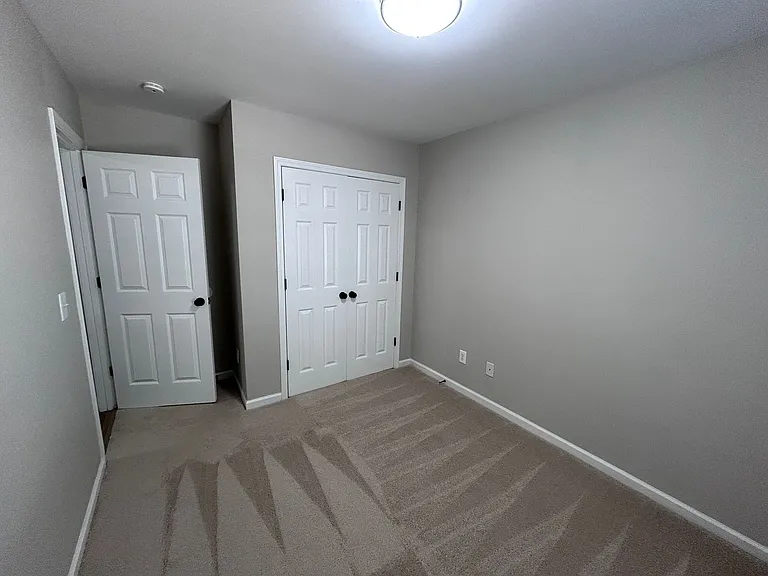 2318 Purdy Ave — Photo 22