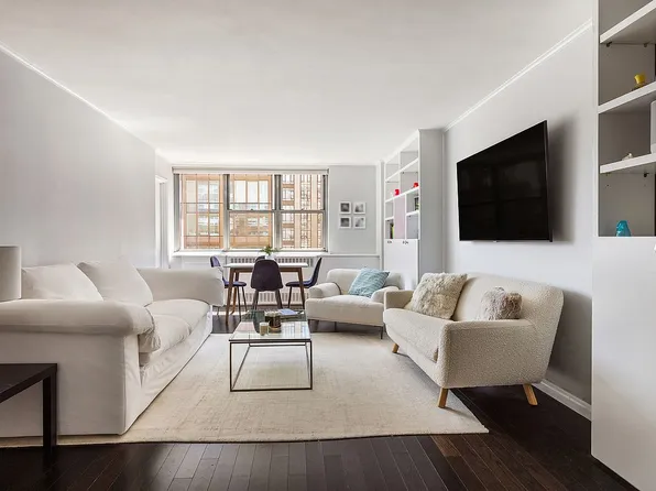 32 Gramercy Park S APT 10G, Manhattan, NY 10003