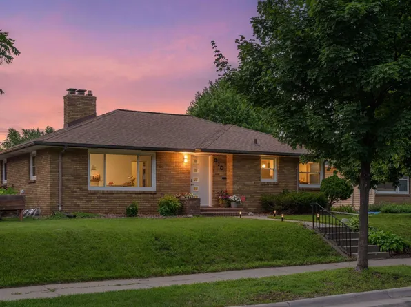 910 W 62nd St, Minneapolis, MN 55419