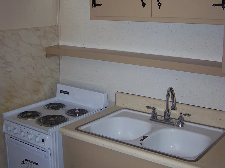 1331 Elmwood St #3 — Photo 6