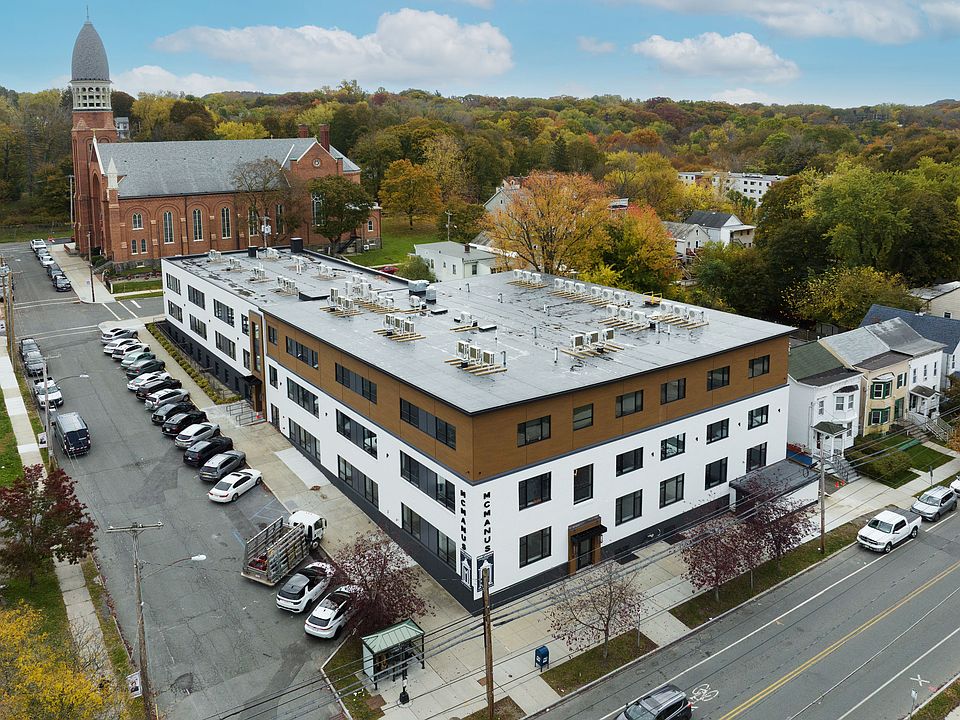 1st image of 20 Herrick St