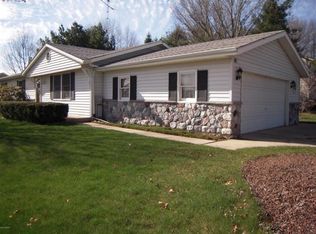 6645 Runway Ct SW, Byron Center, MI 49315
