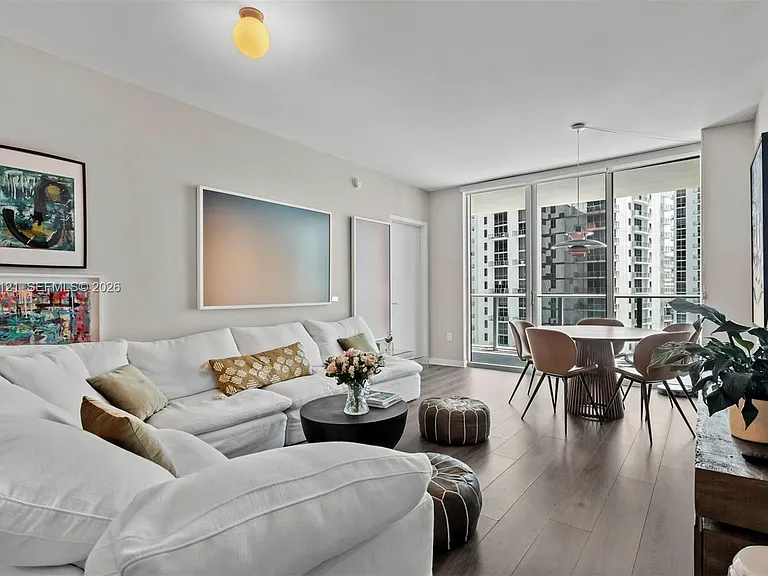 1100 S Miami Ave #2611 — Photo 1