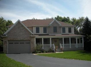 323 Belle Ct, Grayslake, IL 60030