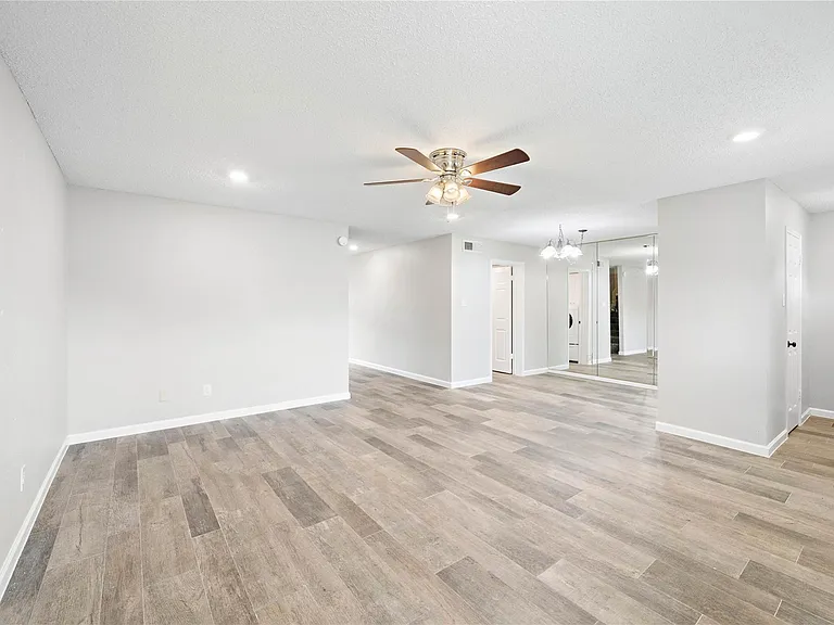 14256 Misty Meadow Ln — Photo 4
