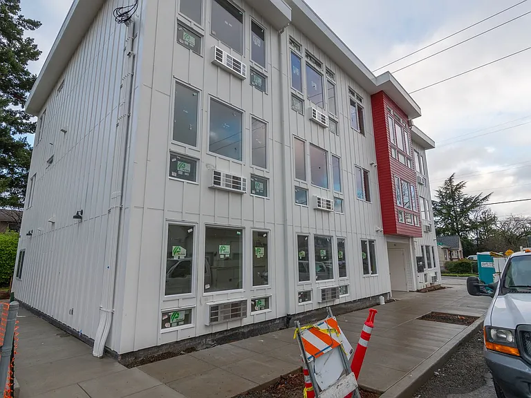 6011 SE 90th Ave — Photo 28