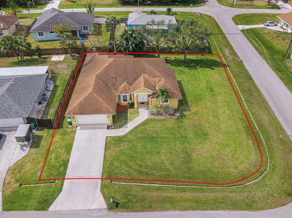 1490 SW Dow Lane, Port St Lucie, FL 34953