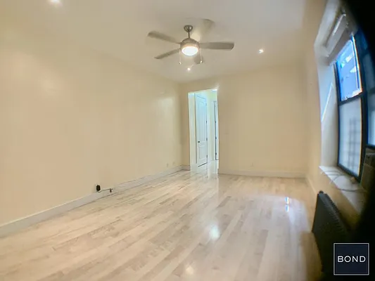 Rented by Bond New York | media 21