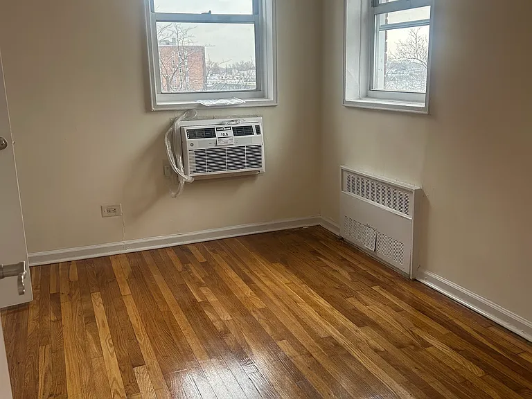 3310 Nostrand Ave #411 — Photo 7