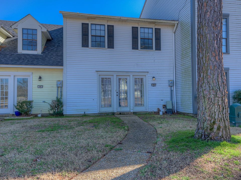 1st image of 1400 Oden St #33