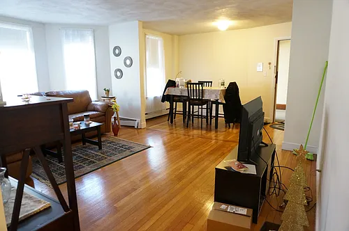 312 Tappan St #8 Photo 1