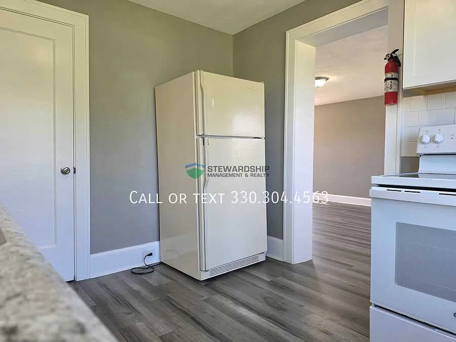 Spacious Two-Bedroom, Two-Bathroom Apartment in Massillon Available Now! — Photo 3