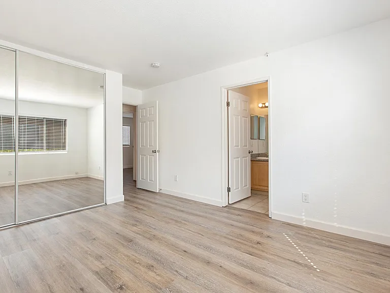 1501 S 40th St #A — Photo 12