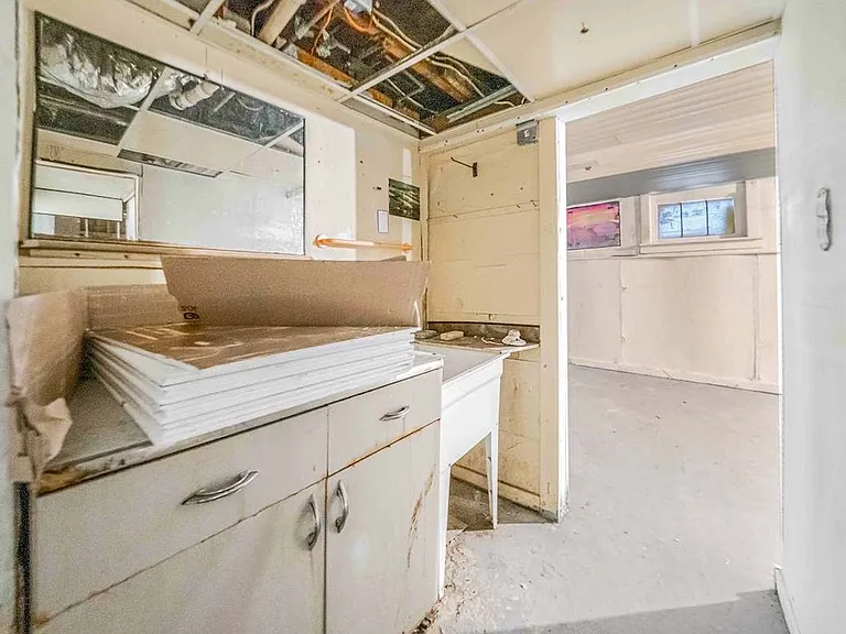 4310 Daisy Ave — Photo 41