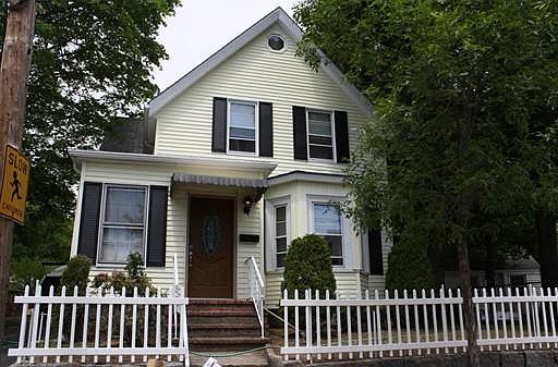 1st image of 11 Albertina St