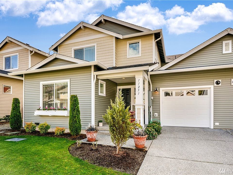 1st image of 11251 241st Ln NE