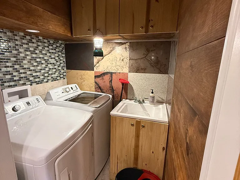 55 Westview Dr — Photo 8