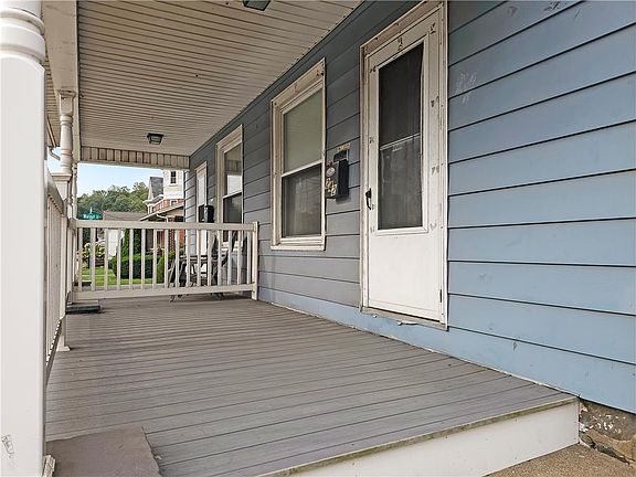 4th image of 244 S 1st St